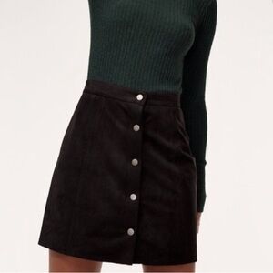 Aritzia/Wilfred free button front suede mini skirt